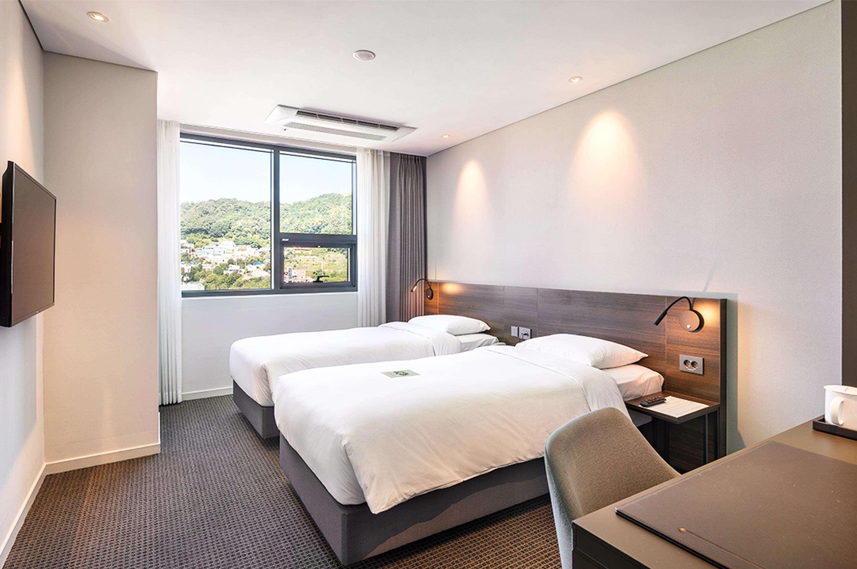Grab The Ocean Songdo Hotel Busan Buitenkant foto